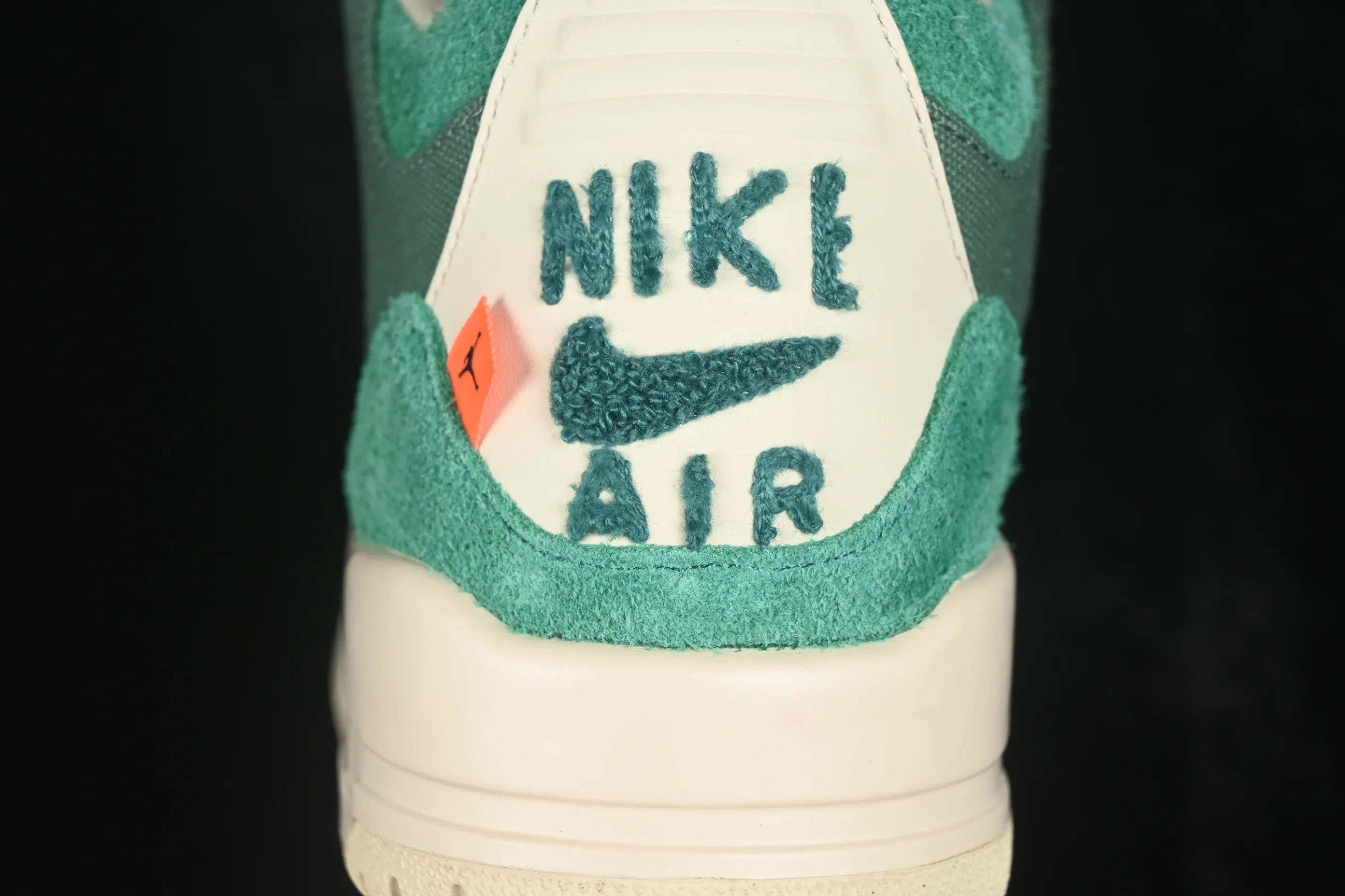 All categories Air Jordan Jordan series basketball shoes Air Jordan 3 Special offer Nina Chanel Abney x Air Jordan 3 Retro AJ3 Joe 3 New York artist jointly signed FZ7974-300